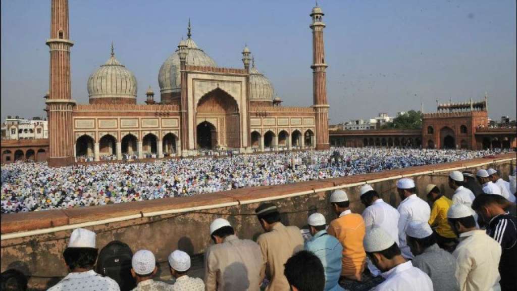 Socioeconomic paradox of Indian Muslim Community and the people responsible for&nbsp;it
